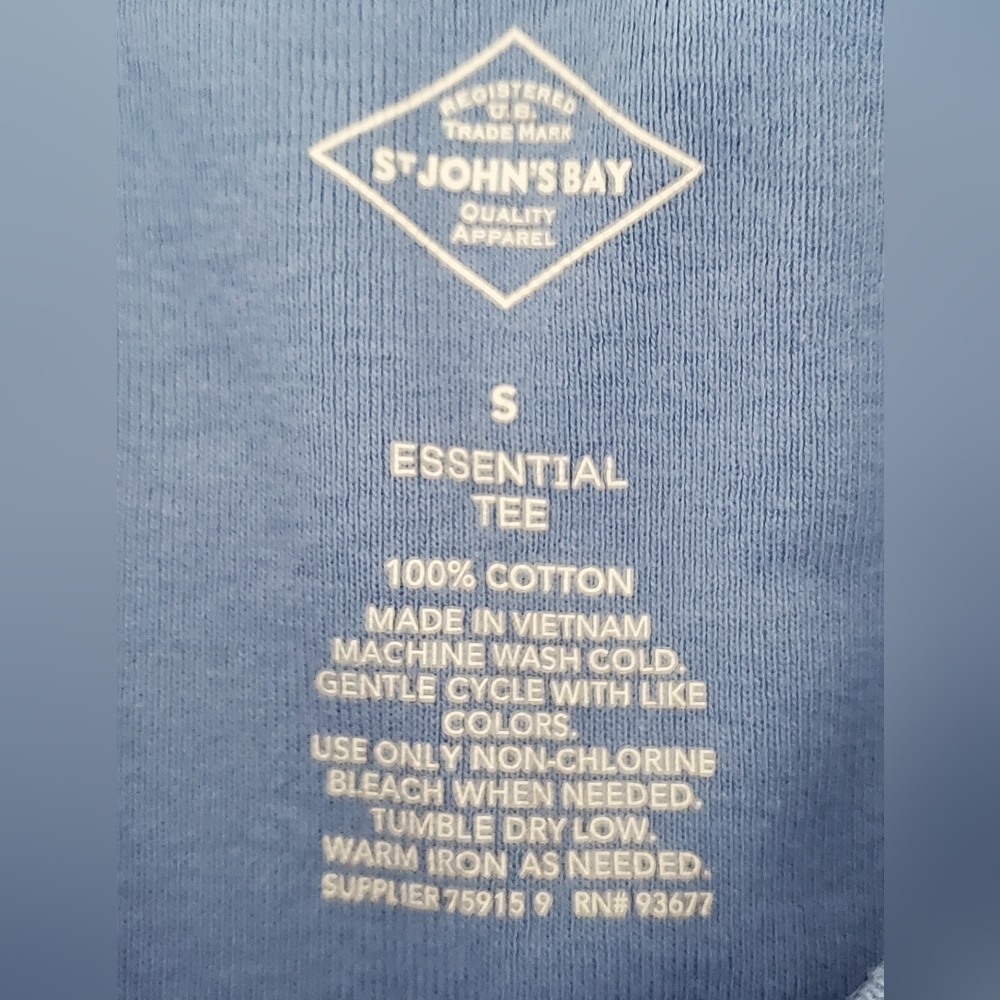 St. John’s Bay 3 Pack 100% Cotton Long Sleeve Essential Tee Basic Shirts - Picture 2 of 8